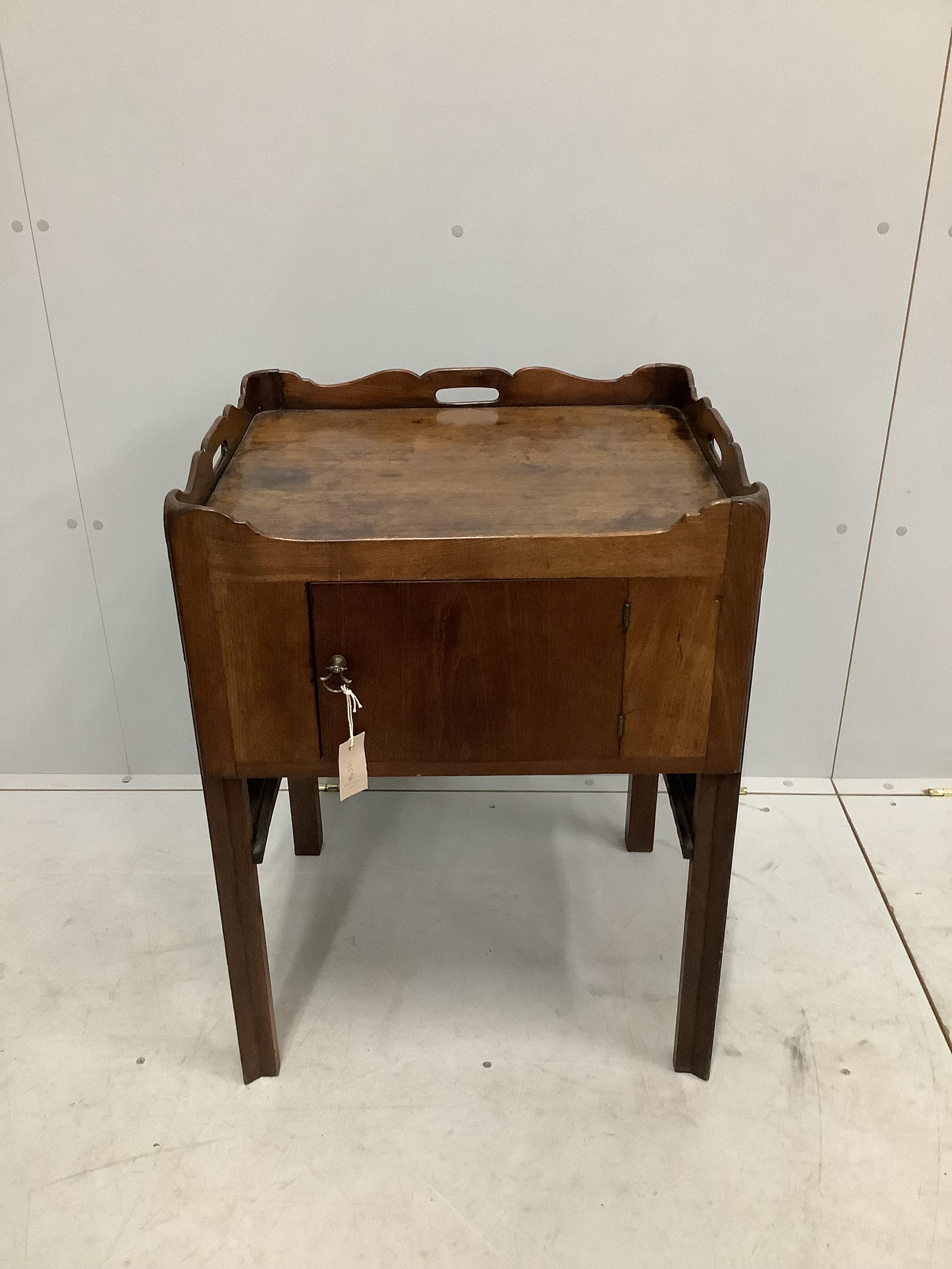 A George III mahogany tray top commode, width 56cm, depth 49cm, height 77cm